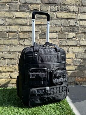 LUG Wheelie Carry On Puddle Jumper in quilted black